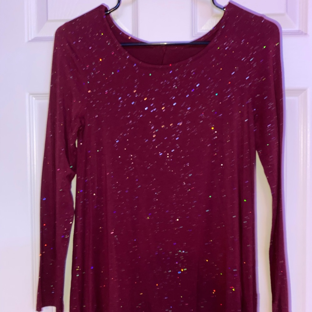 Maroon classy stylish stop